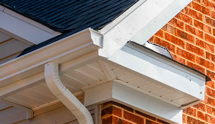 Clean seamless gutter system