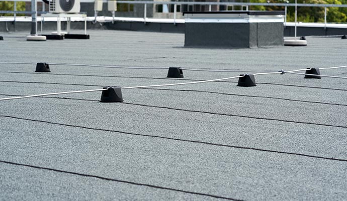 Roofing installed in commercial building